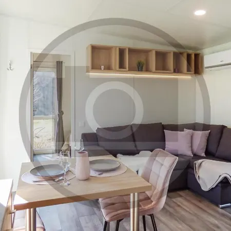 Tiny Haus 84 Waldcamping Brombachsee